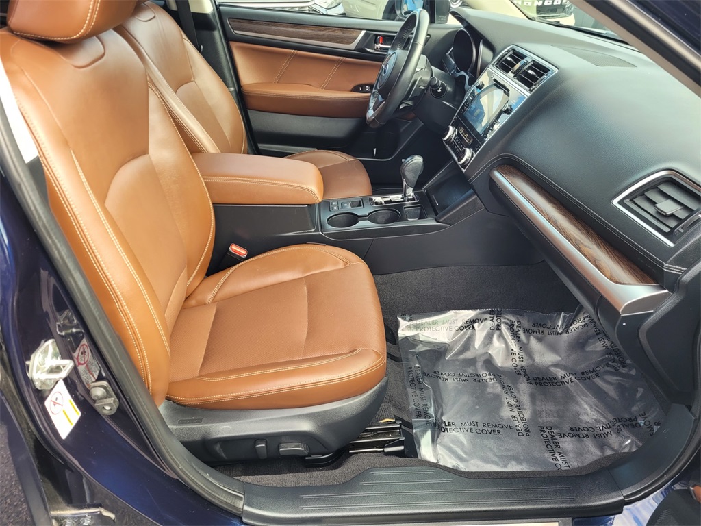 2018 Subaru Outback Touring photo 17