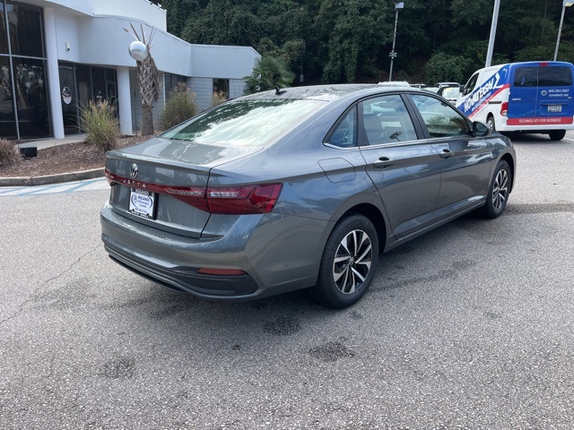 2026 Volkswagen Jetta 1.5T S photo 3