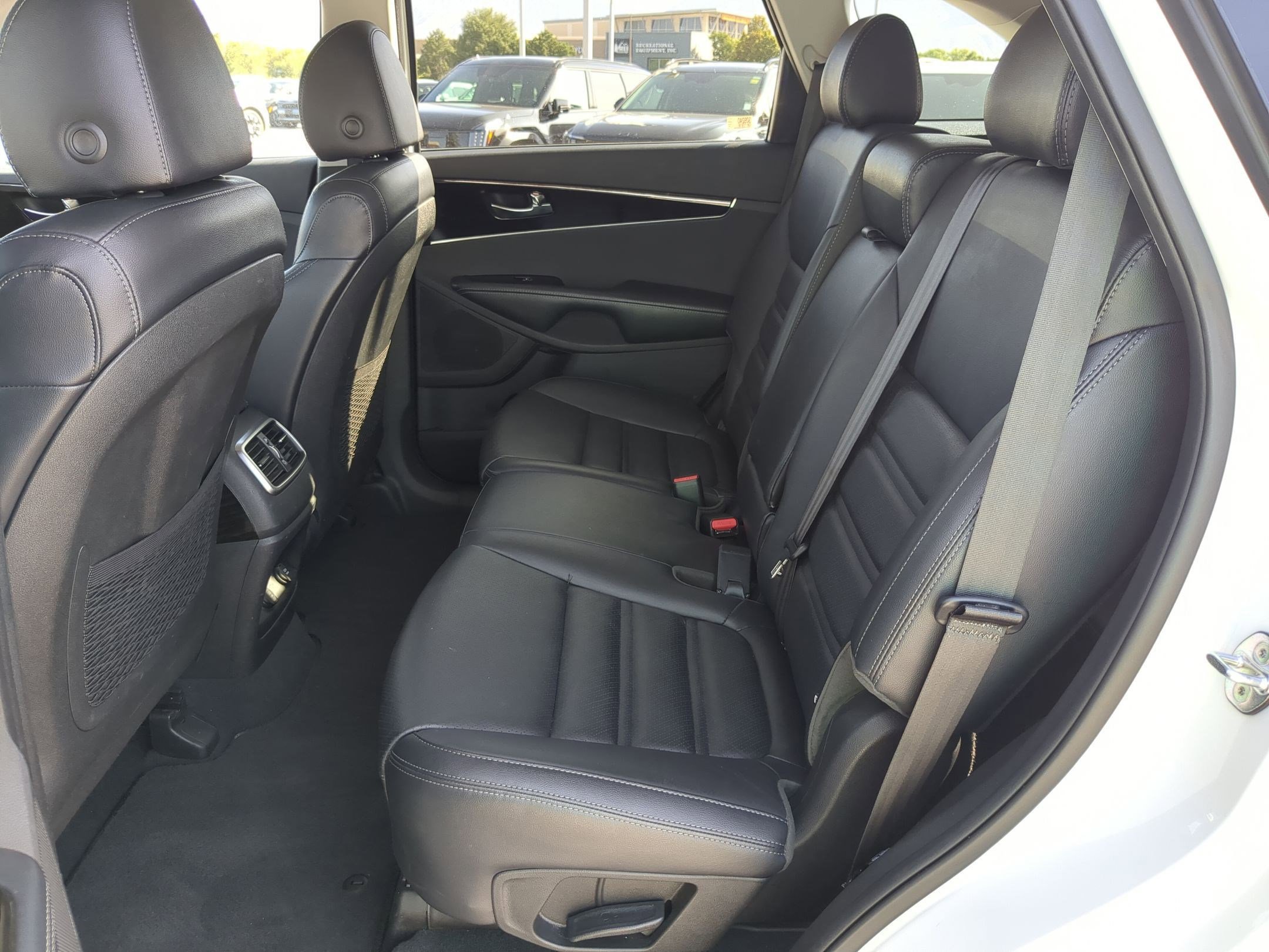 2020 Kia Sorento EX V6 photo 16