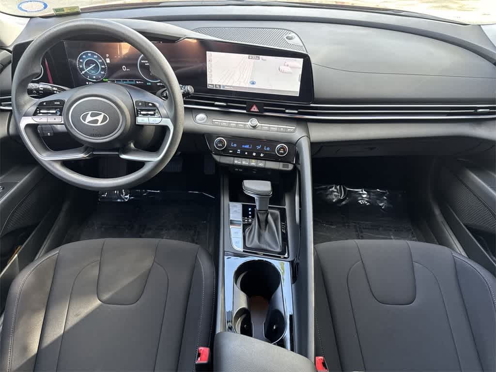 2024 Hyundai Elantra Hybrid Blue photo 21