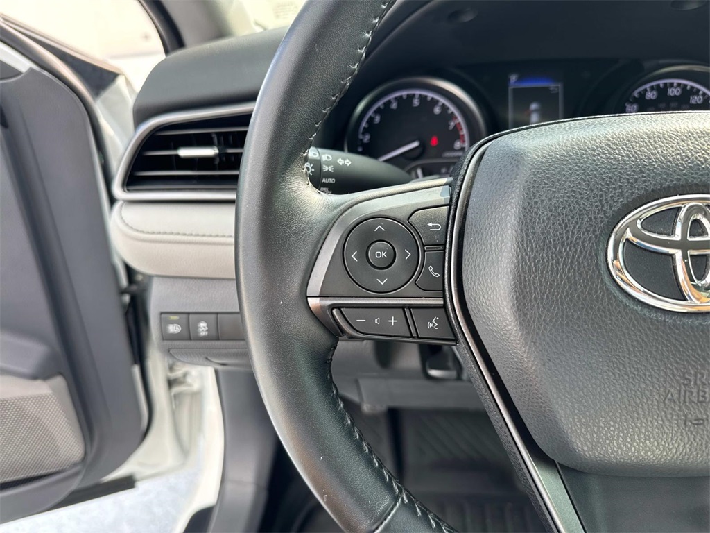 2023 Toyota Camry SE photo 20