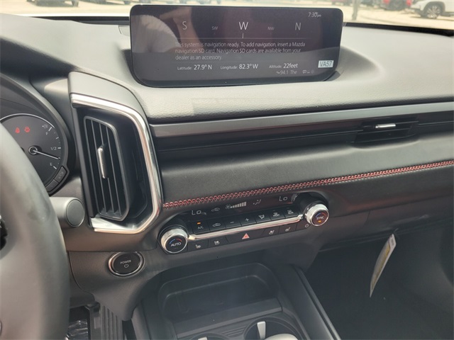 2025 Mazda CX-50 Premium Plus photo 22