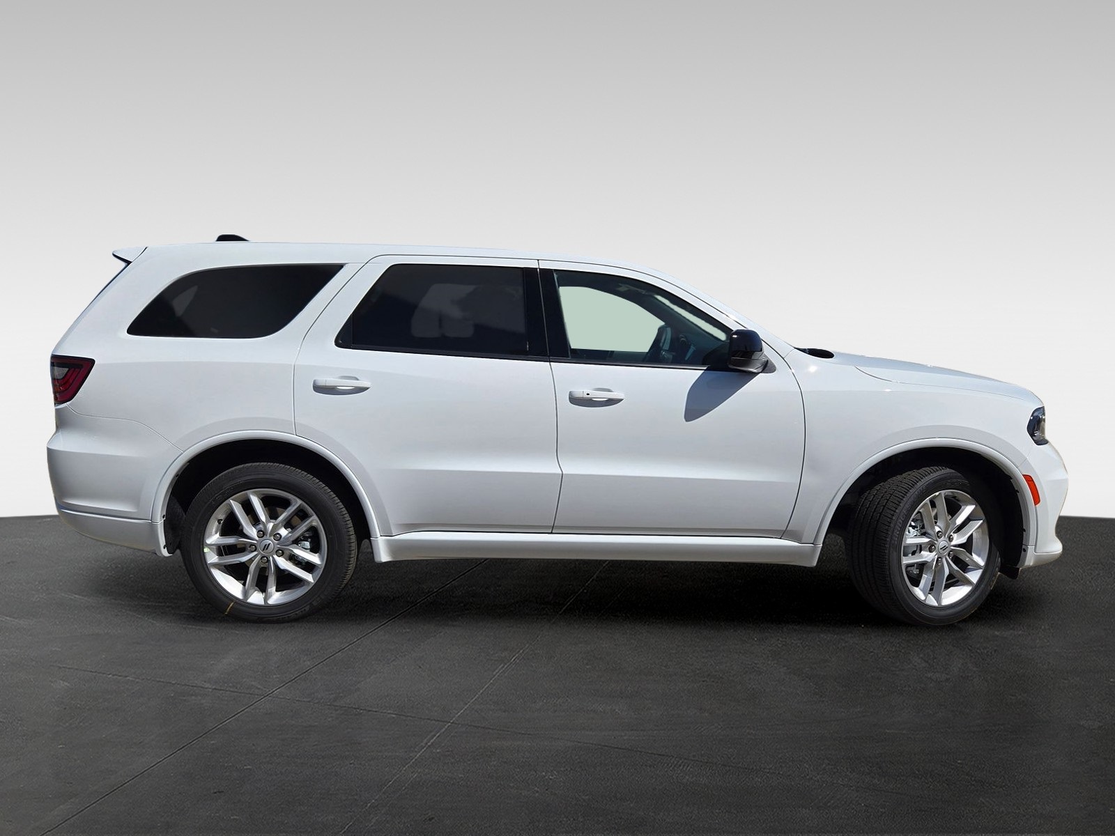 2026 Dodge Durango GT photo 2