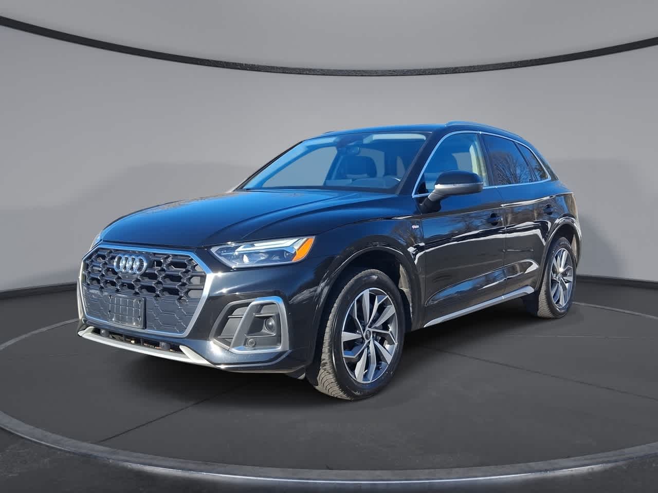 2023 Audi Q5 Premium Plus's photo