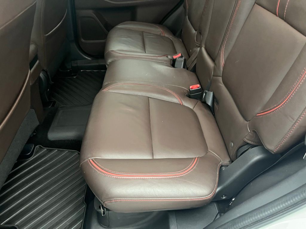 2018 Mitsubishi Outlander PHEV SEL photo 25