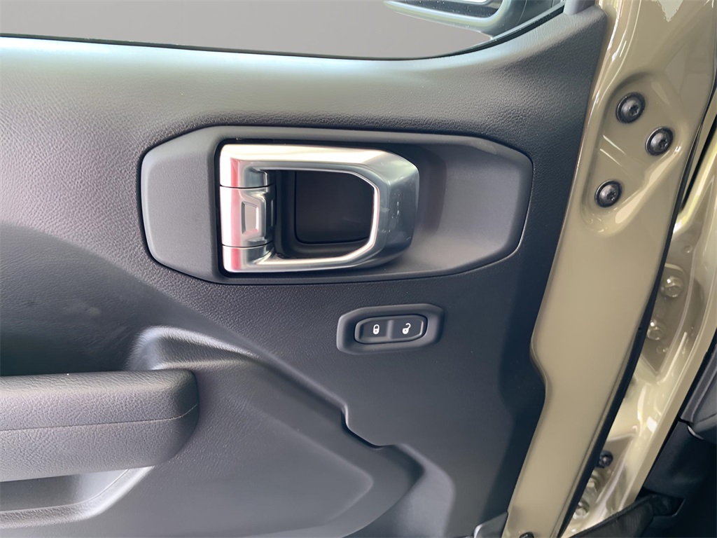 2025 Jeep Wrangler Sport photo 24