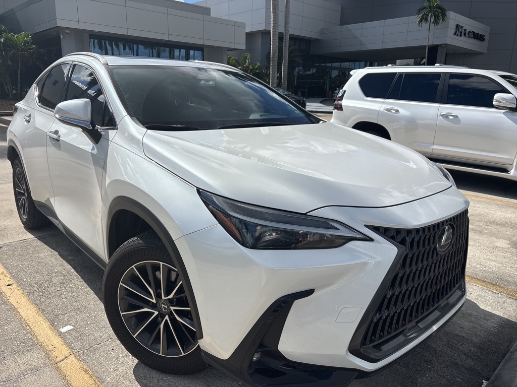 2024 Lexus NX Hybrid 350h's photo