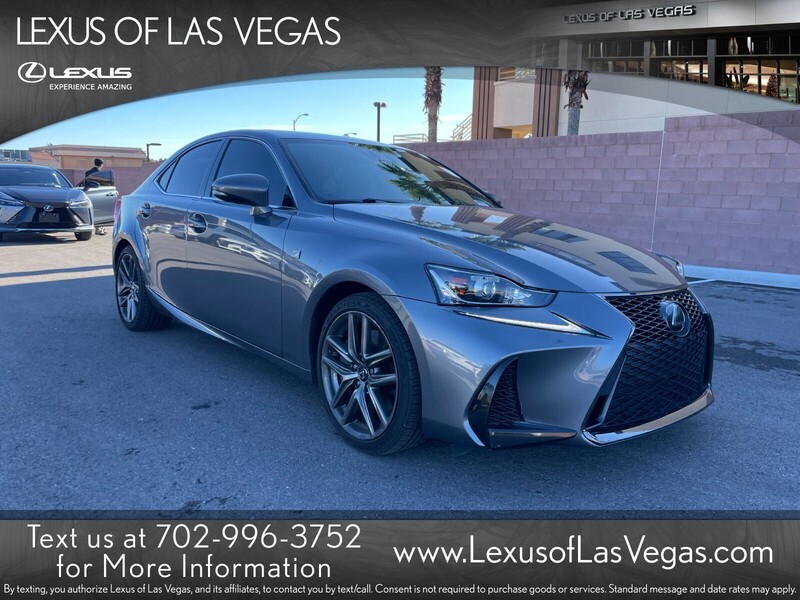 2017 Lexus IS 350's photo