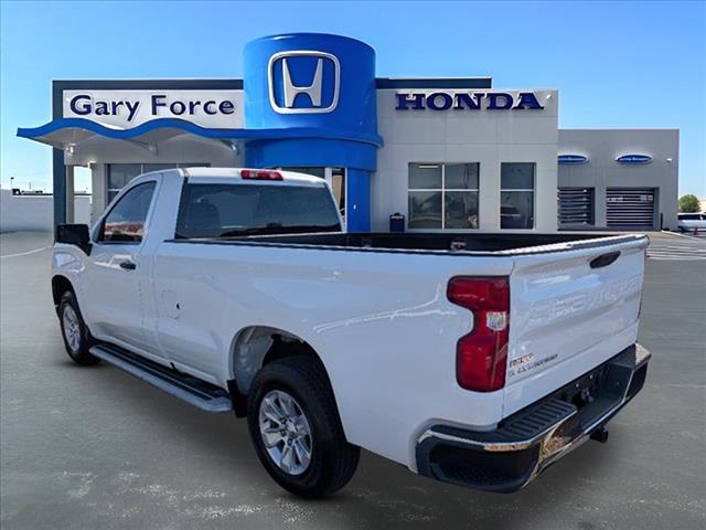 2024 Chevrolet Silverado 1500 photo 2
