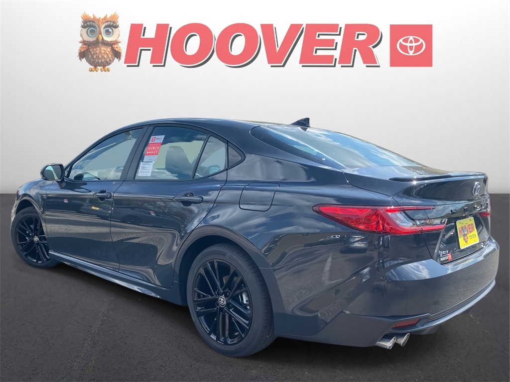 2026 Toyota Camry SE photo 3