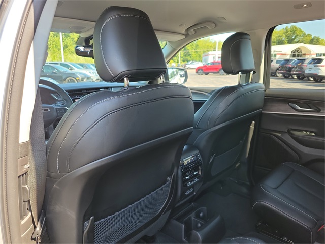 2023 Jeep Grand Cherokee Limited photo 25
