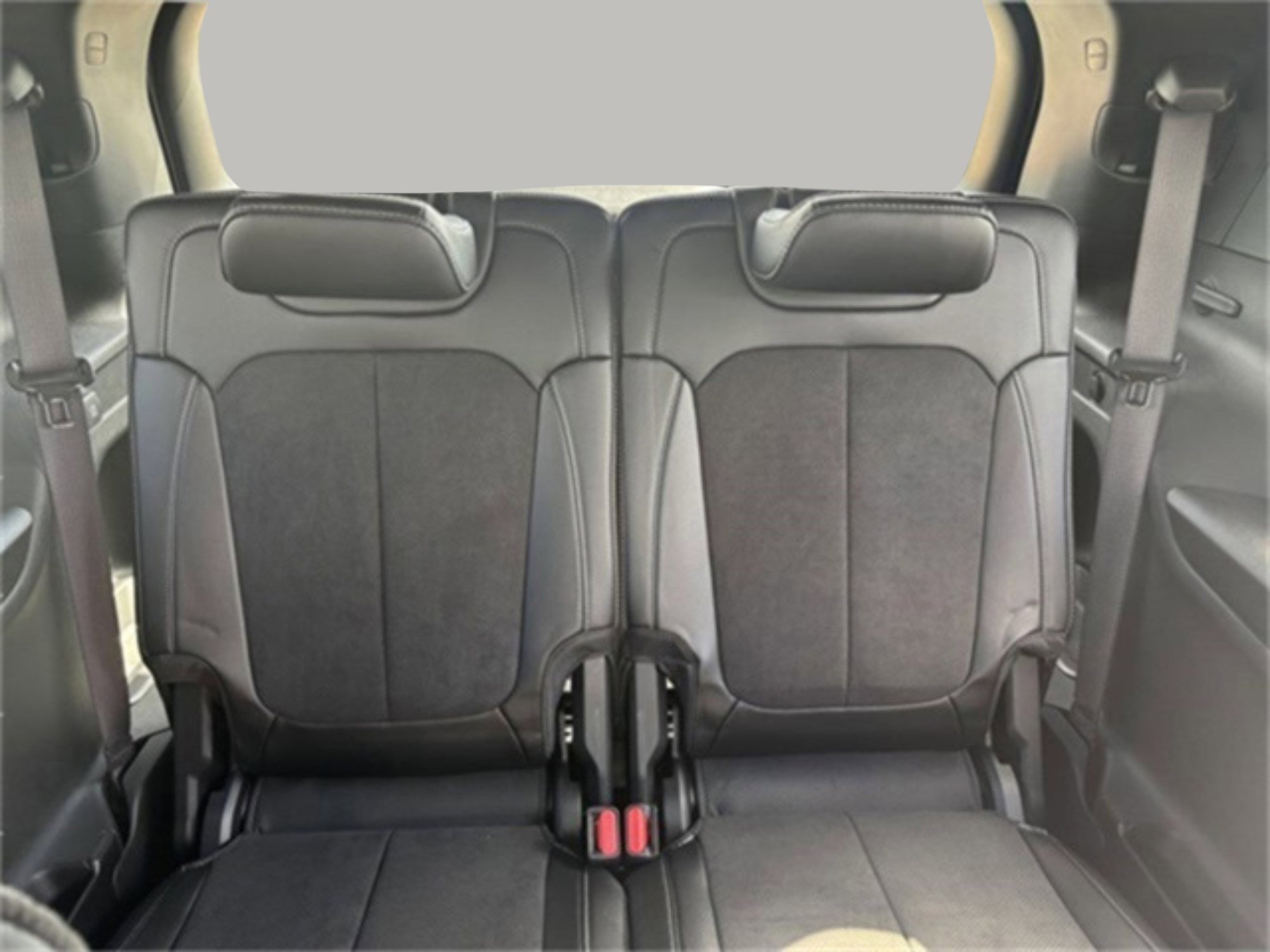 2025 Jeep Grand Cherokee Altitude photo 22