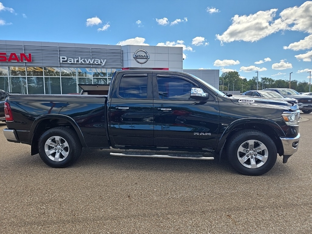 2019 Ram 1500 Laramie photo 7