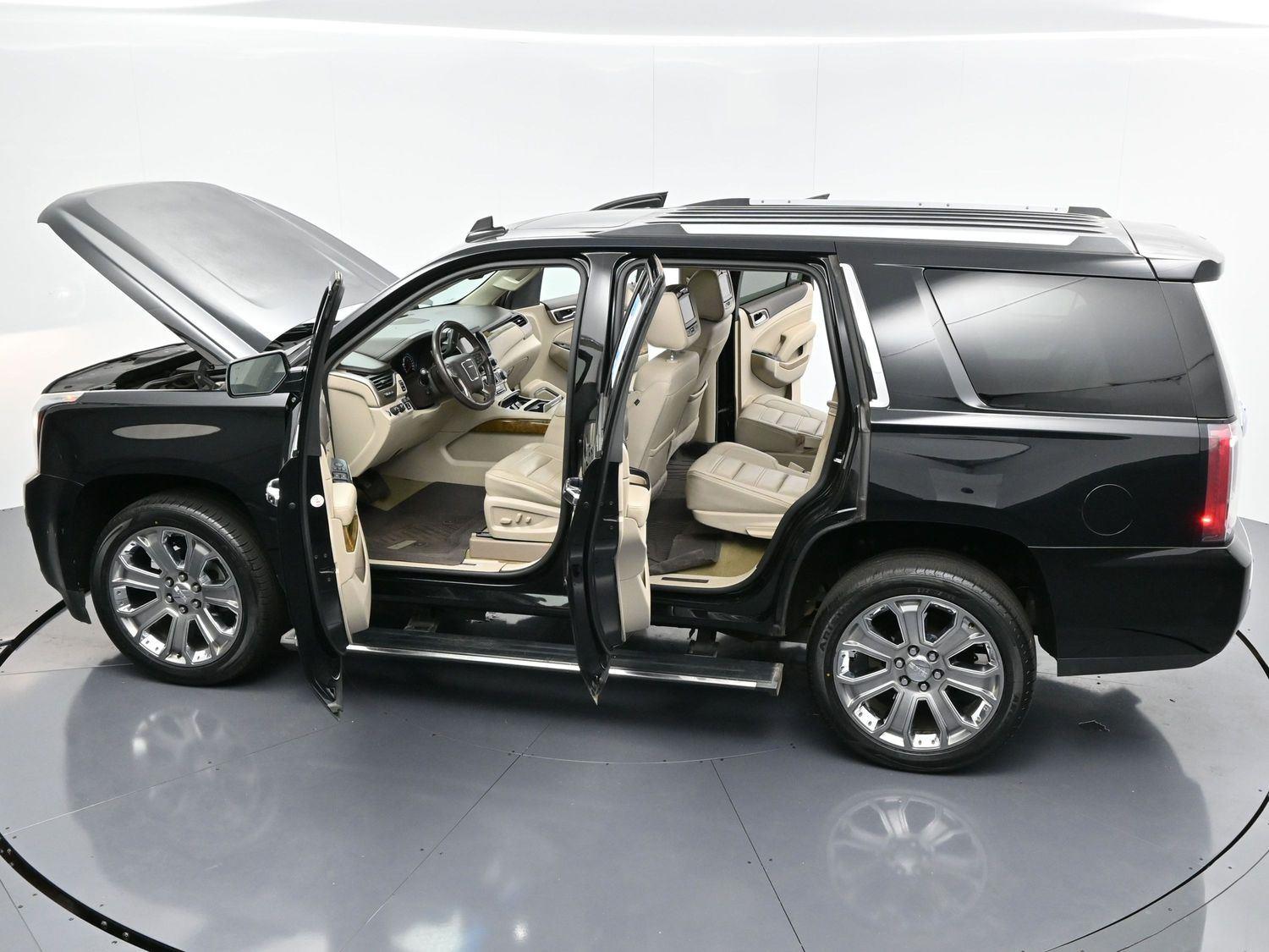 2017 Gmc Yukon Denali photo 43