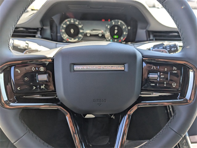 2026 Land Rover Range Rover Evoque Dynamic SE photo 7