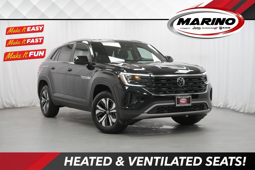 2024 Volkswagen Atlas Cross Sport SE's photo