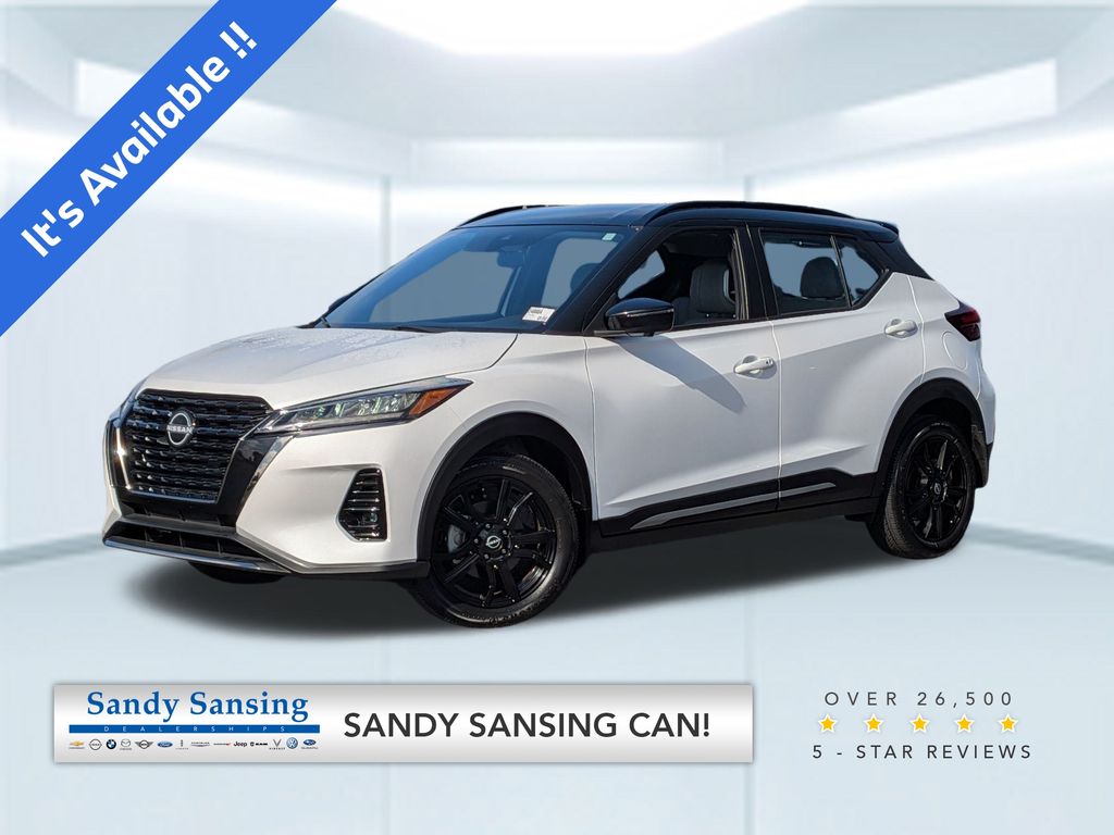 2024 Nissan Kicks SR's photo