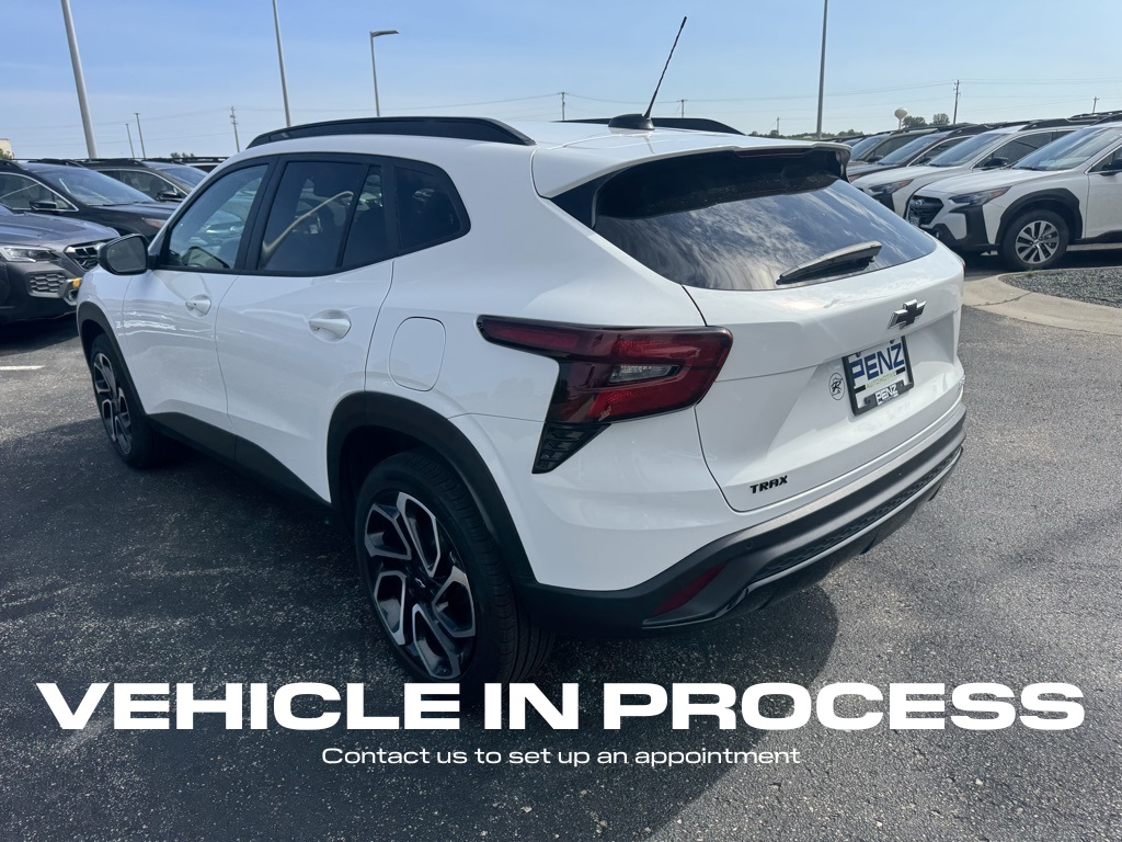 2025 Chevrolet Trax photo 5