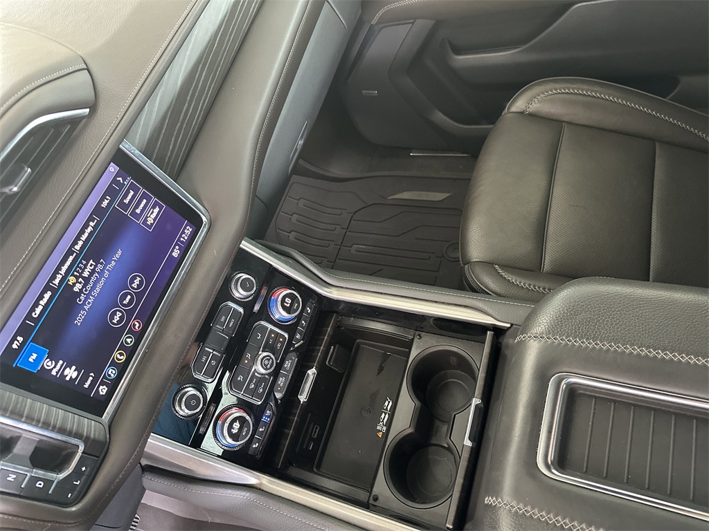 2021 Gmc Yukon Denali photo 22