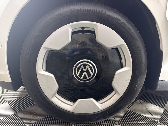 2025 Volkswagen ID. Buzz Pro S photo 9