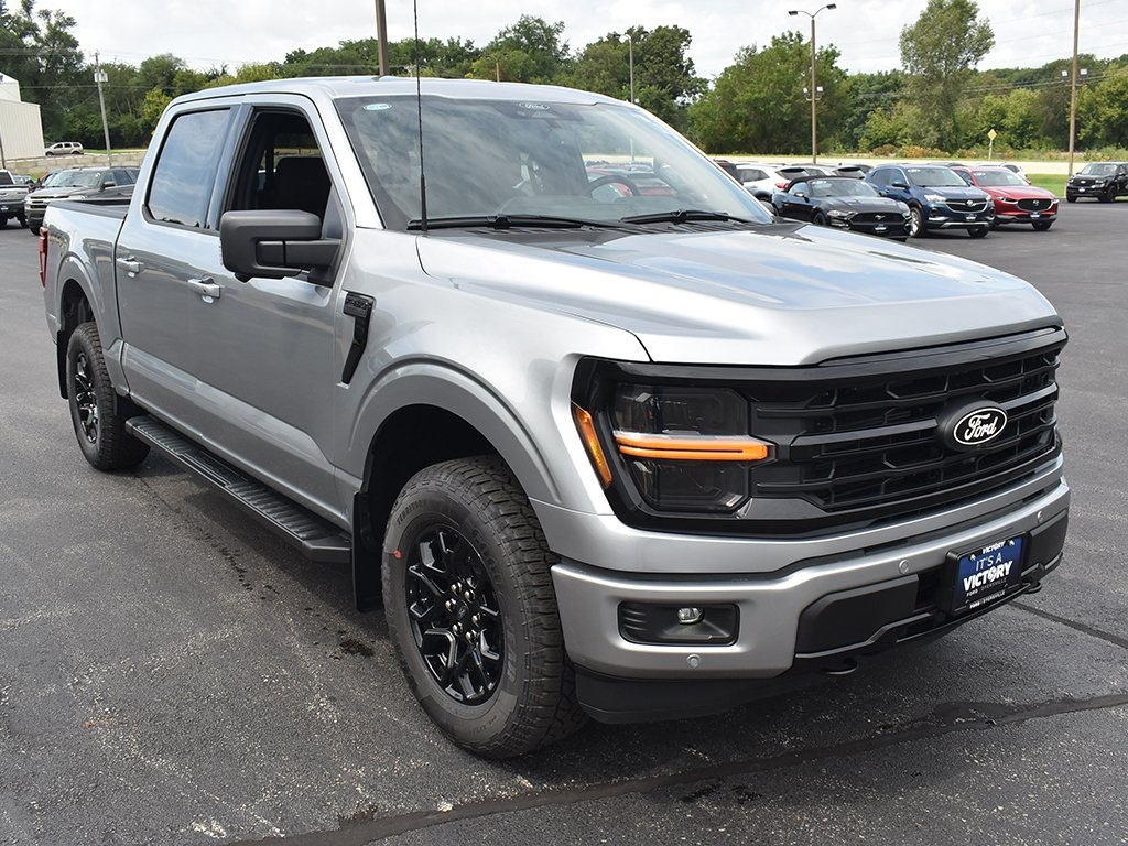 2025 Ford F-150 XLT photo 10