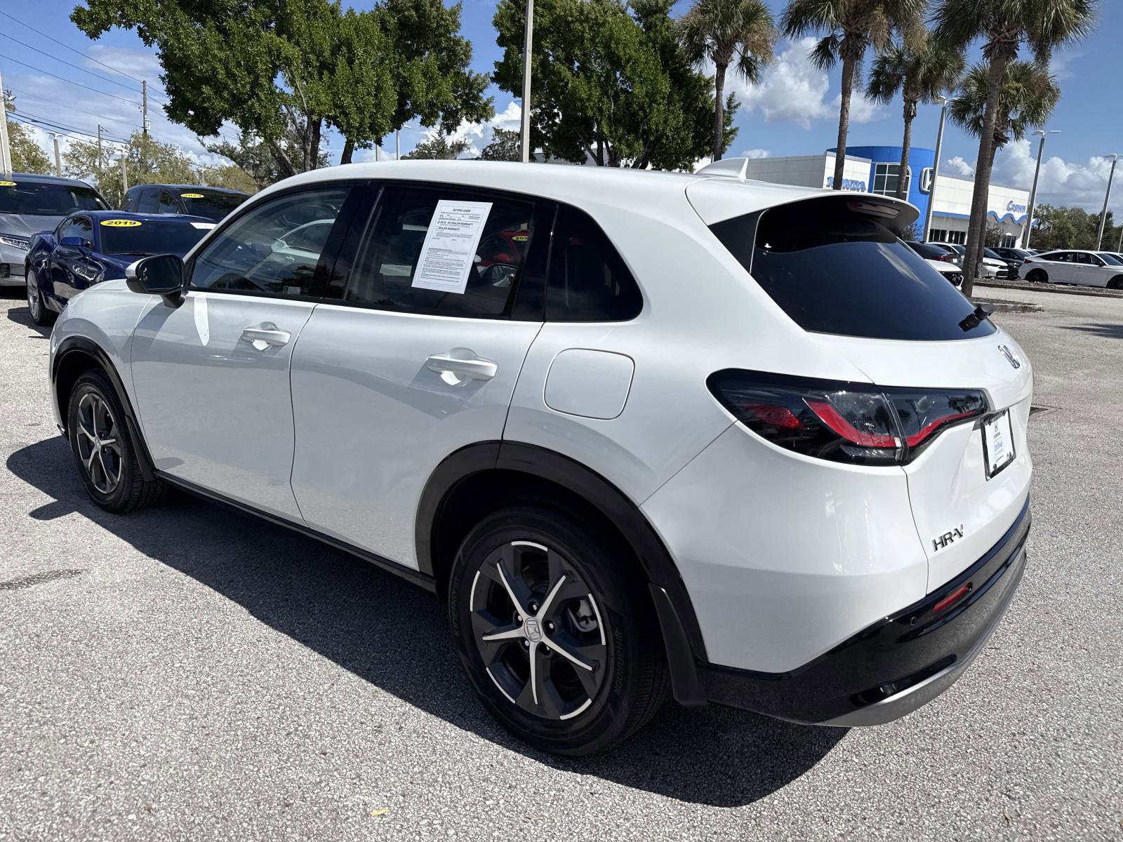 2023 Honda HR-V EX-L photo 2