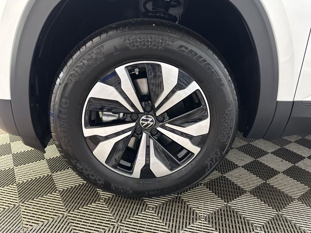 2026 Volkswagen Atlas SE photo 10