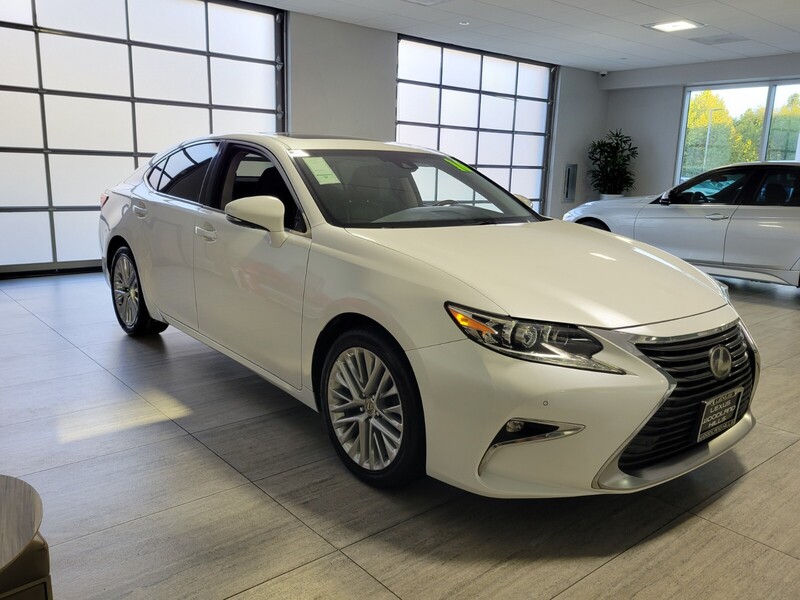 2016 Lexus ES 350 photo 7