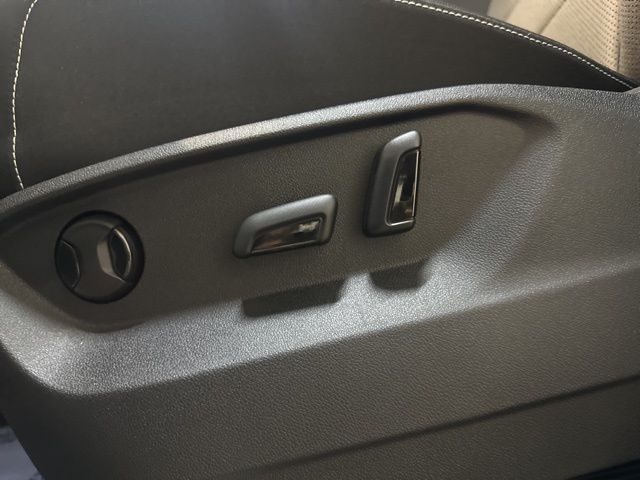 2026 Volkswagen Atlas SE Technology photo 13