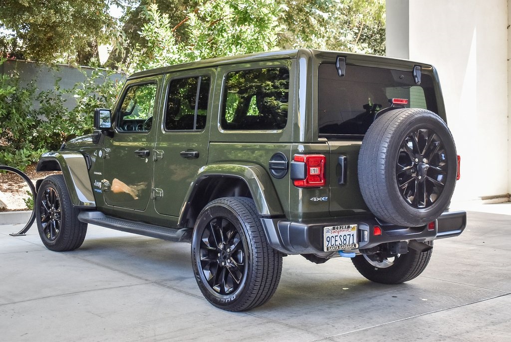 2022 Jeep Wrangler Unlimited Sahara 4xe photo 4