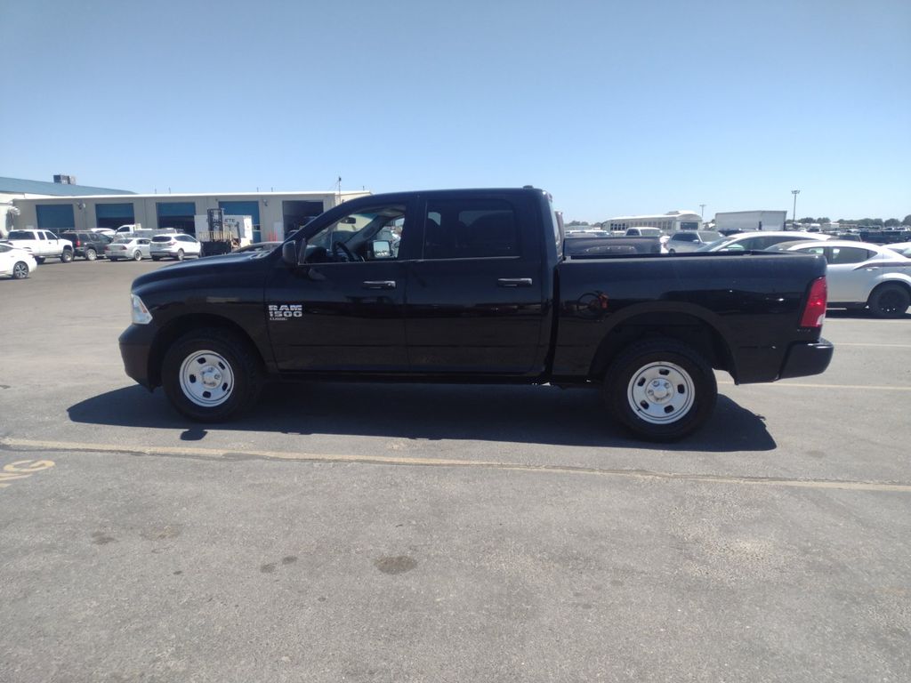 2019 Ram 1500 Classic Tradesman photo 3