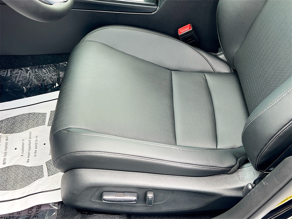 2026 Honda Civic Hatchback Hybrid Sport Touring photo 25
