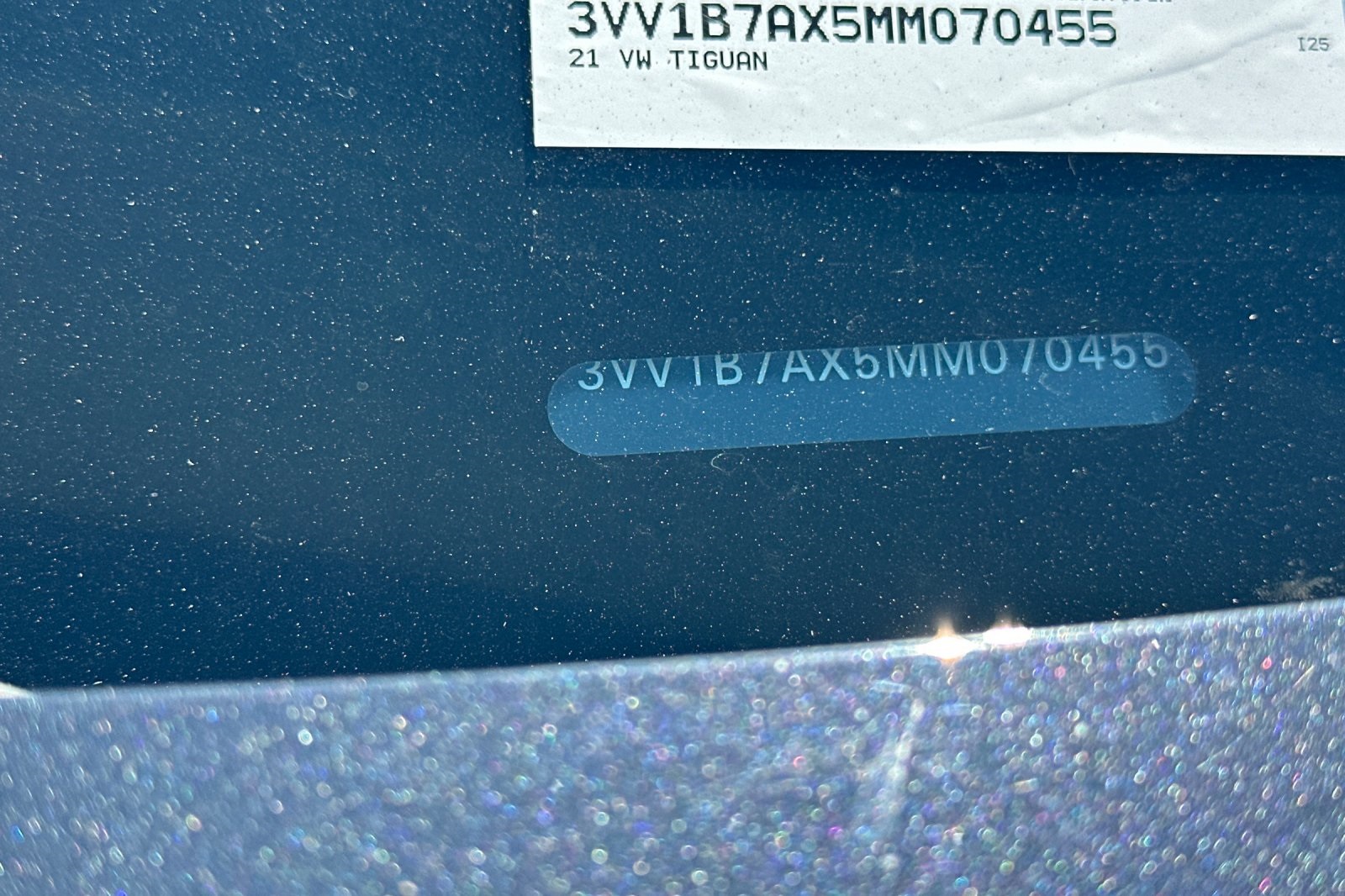 2021 Volkswagen Tiguan S photo 2