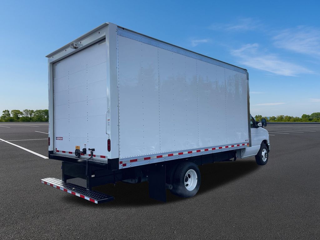 2024 Ford E-350 Base photo 4