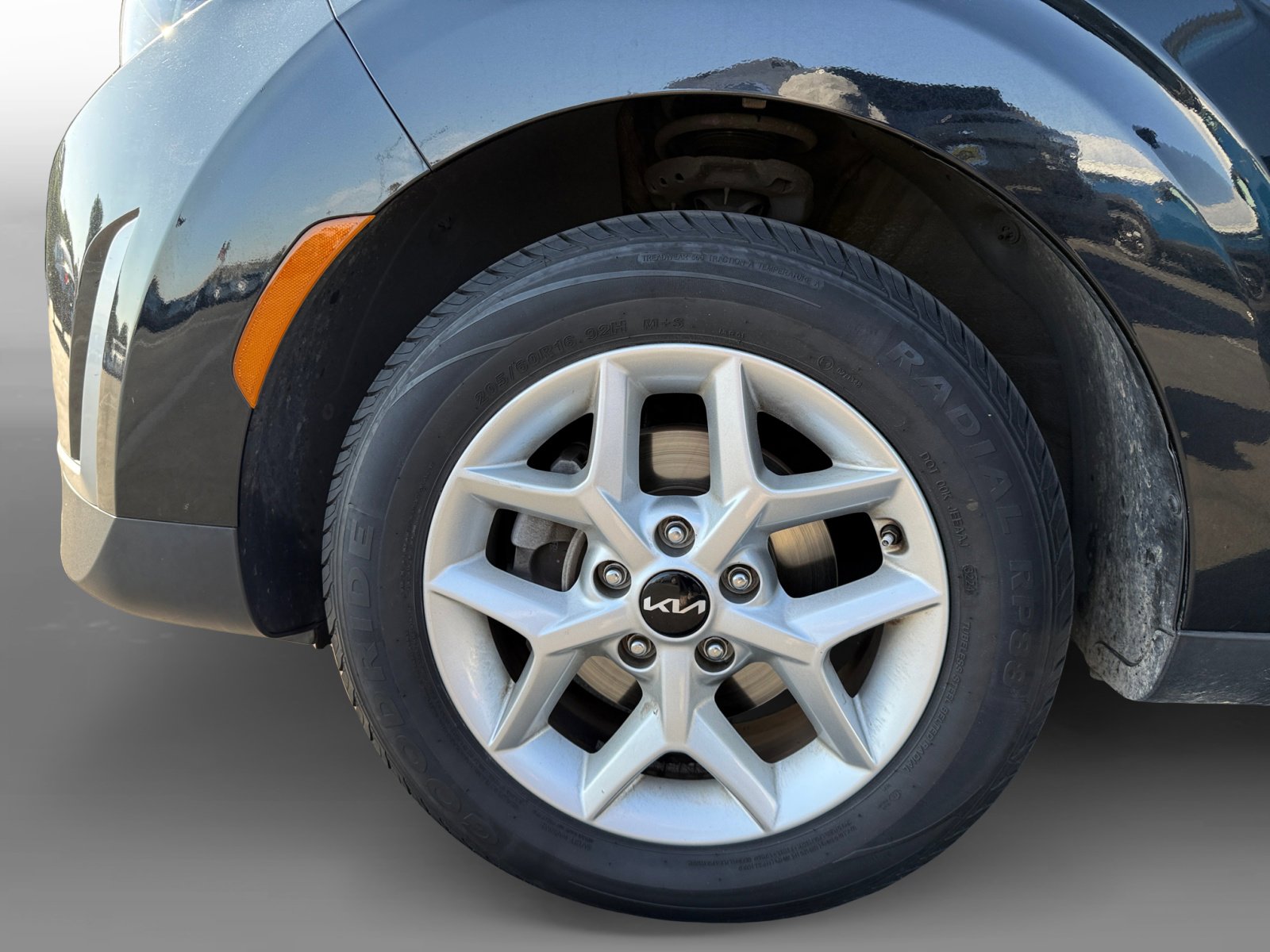2023 Kia Soul LX photo 9