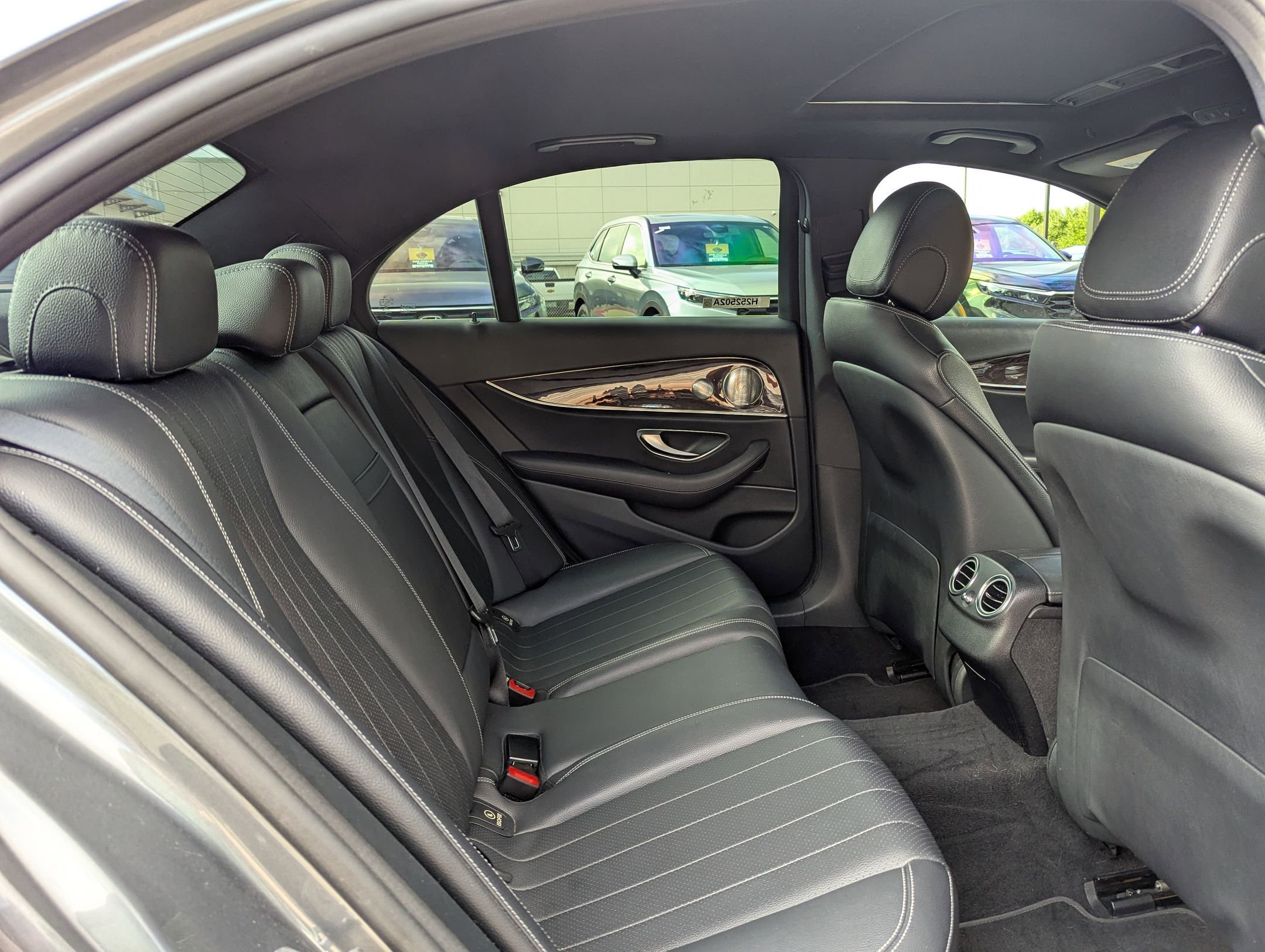 2017 Mercedes Benz E 300 Sport photo 25