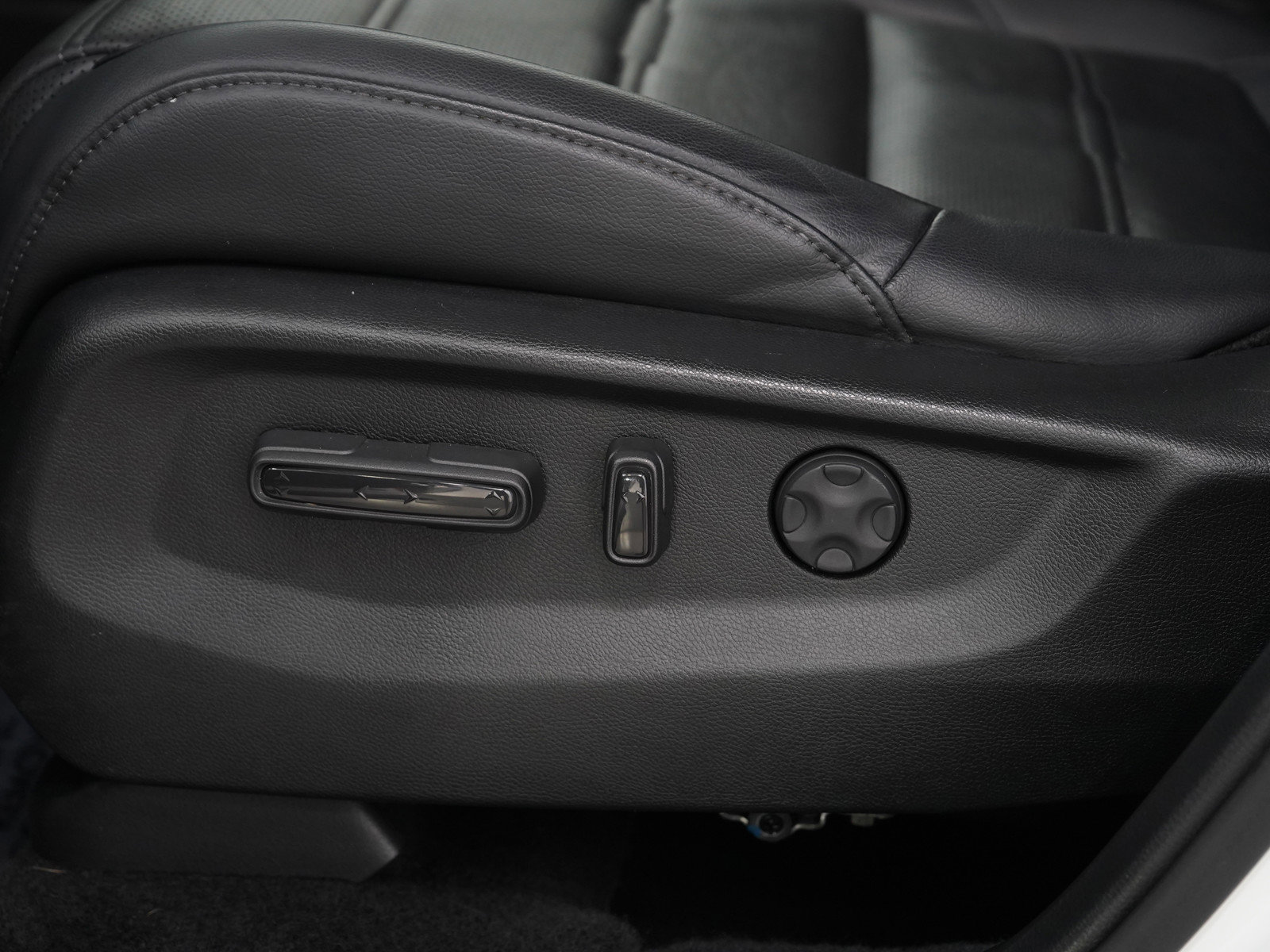2022 Honda CR-V Touring photo 27