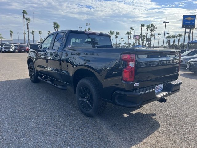 2026 Chevrolet Silverado 1500 Custom photo 5