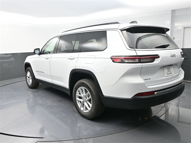 2025 Jeep Grand Cherokee Laredo X photo 4