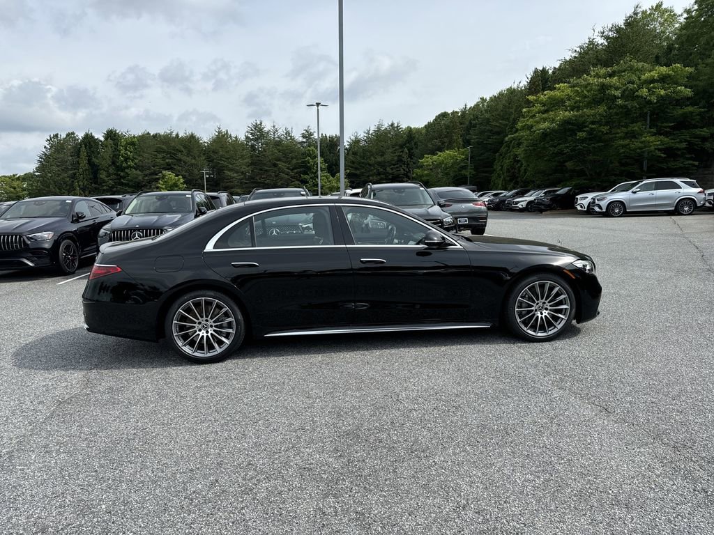 2025 Mercedes Benz S 580 4MATIC photo 9