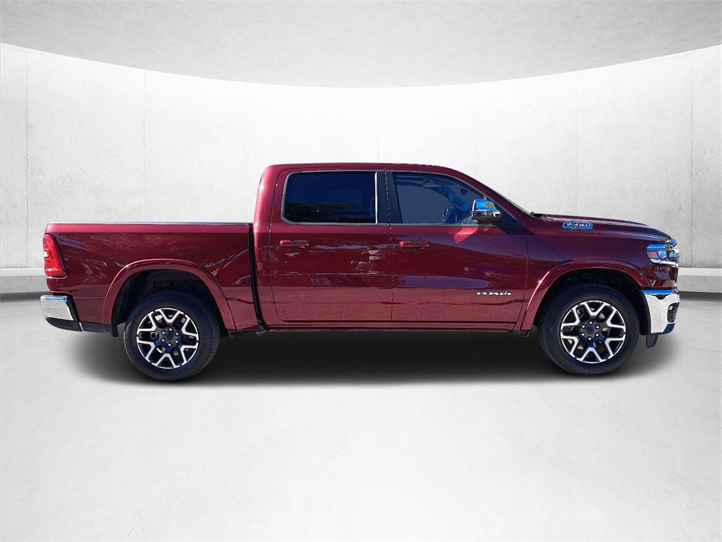 2025 Ram 1500 Laramie photo 2