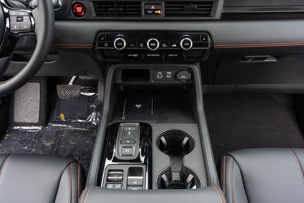 2025 Honda Pilot TrailSport photo 22