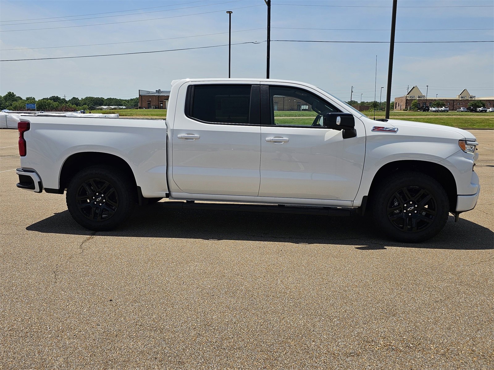 2025 Chevrolet Silverado 1500 RST photo 3
