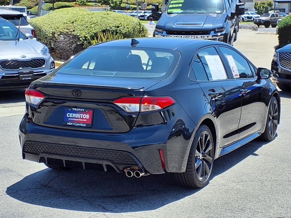 2022 Toyota Corolla SE photo 5