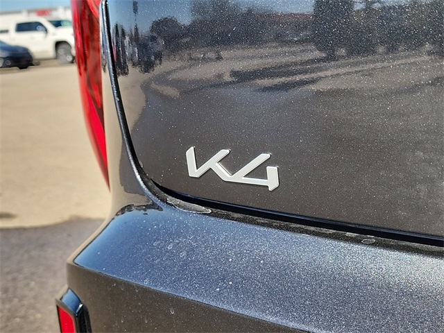 2025 Kia K4 GT-Line Turbo photo 5