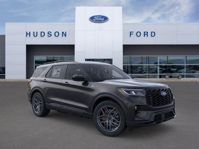 2025 Ford Explorer ST-Line photo 7
