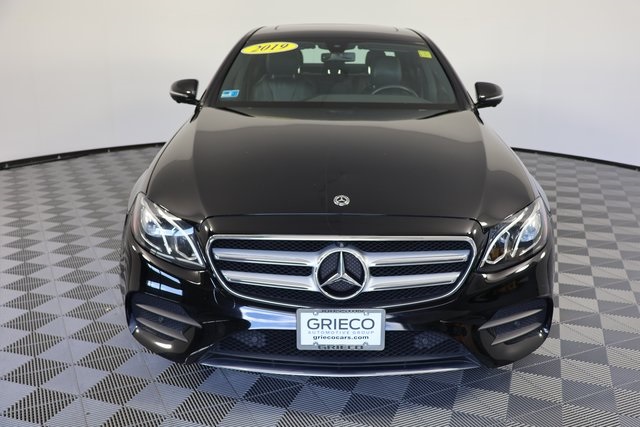 2019 Mercedes Benz E 300 4MATIC photo 2