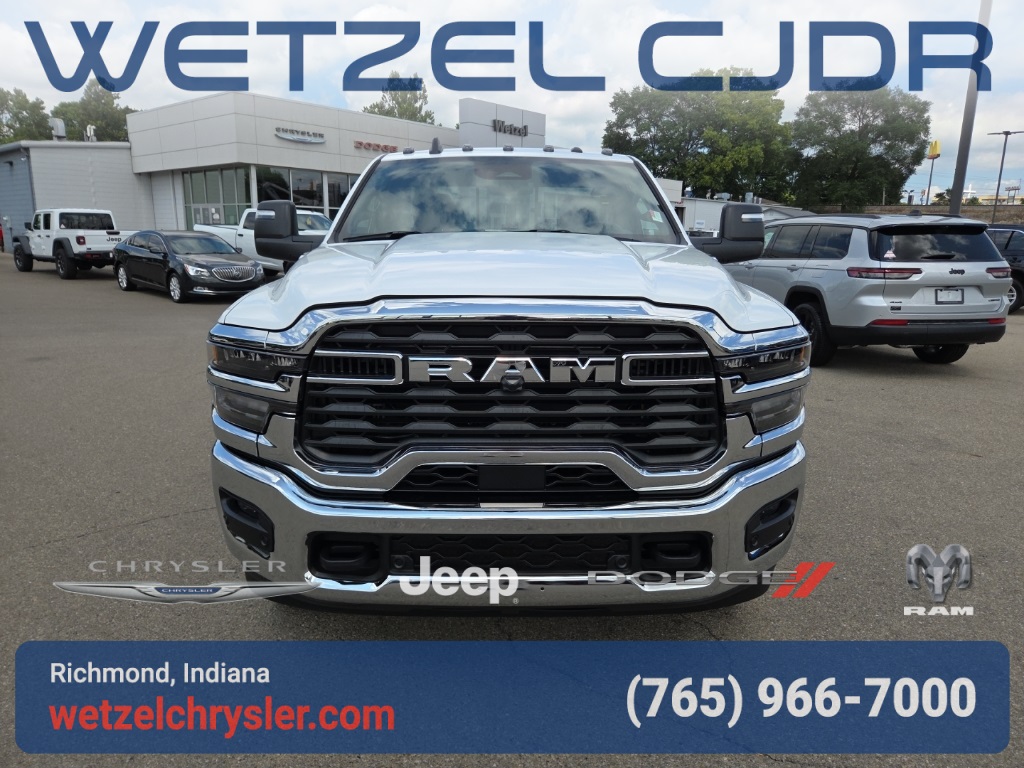 2026 Ram 3500 Tradesman photo 2