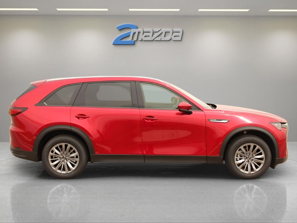 2025 Mazda CX-90 Preferred photo 6