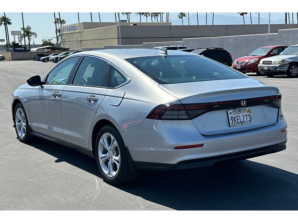 2024 Honda Accord 1.5T LX photo 2